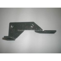 Westerbeke, Bracket, lift pump 6.5 bcg, 036126