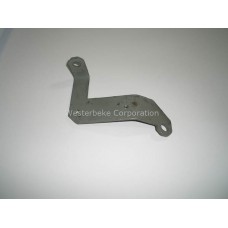 Westerbeke, Bracket, lift pump & gasdenser, 038164