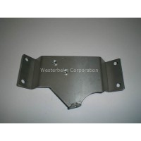 Westerbeke, Bracket, lift pump & gasdenser, 042737